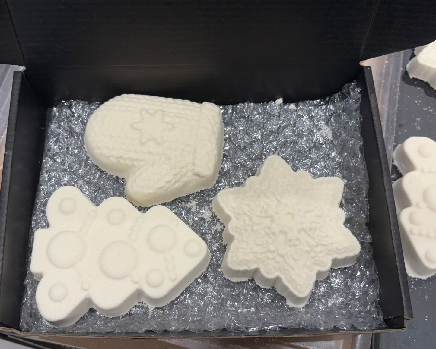 Kids Bath Bomb Painting Elf Workshop